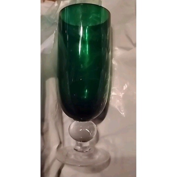 MCM Goblet Green Clear Pedestal Wine Glass Just Over 6 1/4" Tall EUC Mid. Cent. - Picture 1 of 2